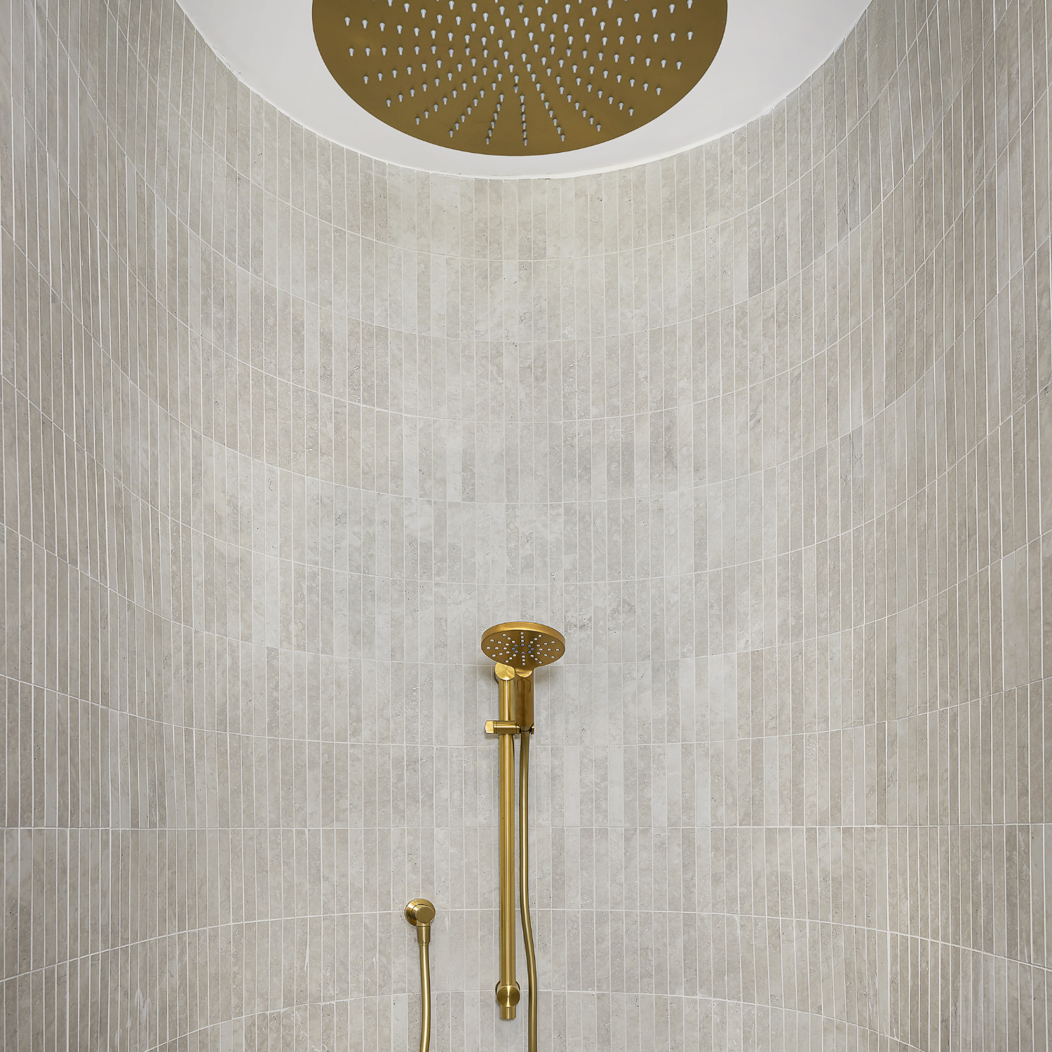 City Life Shower On Rail Set