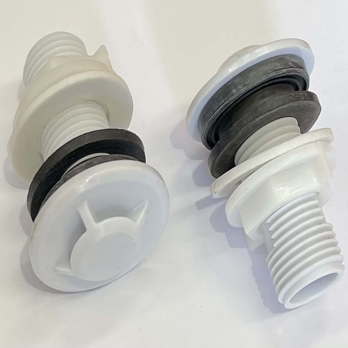 CISTERN BLANKING PLUG - LV.CP