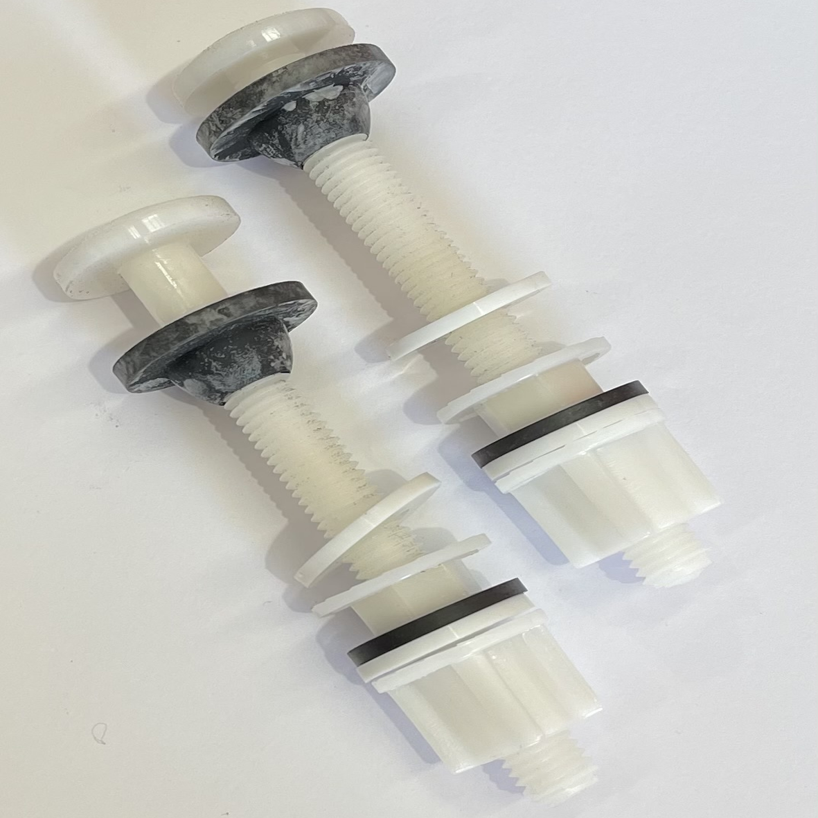 CISTERN BOLT - QW140.CB